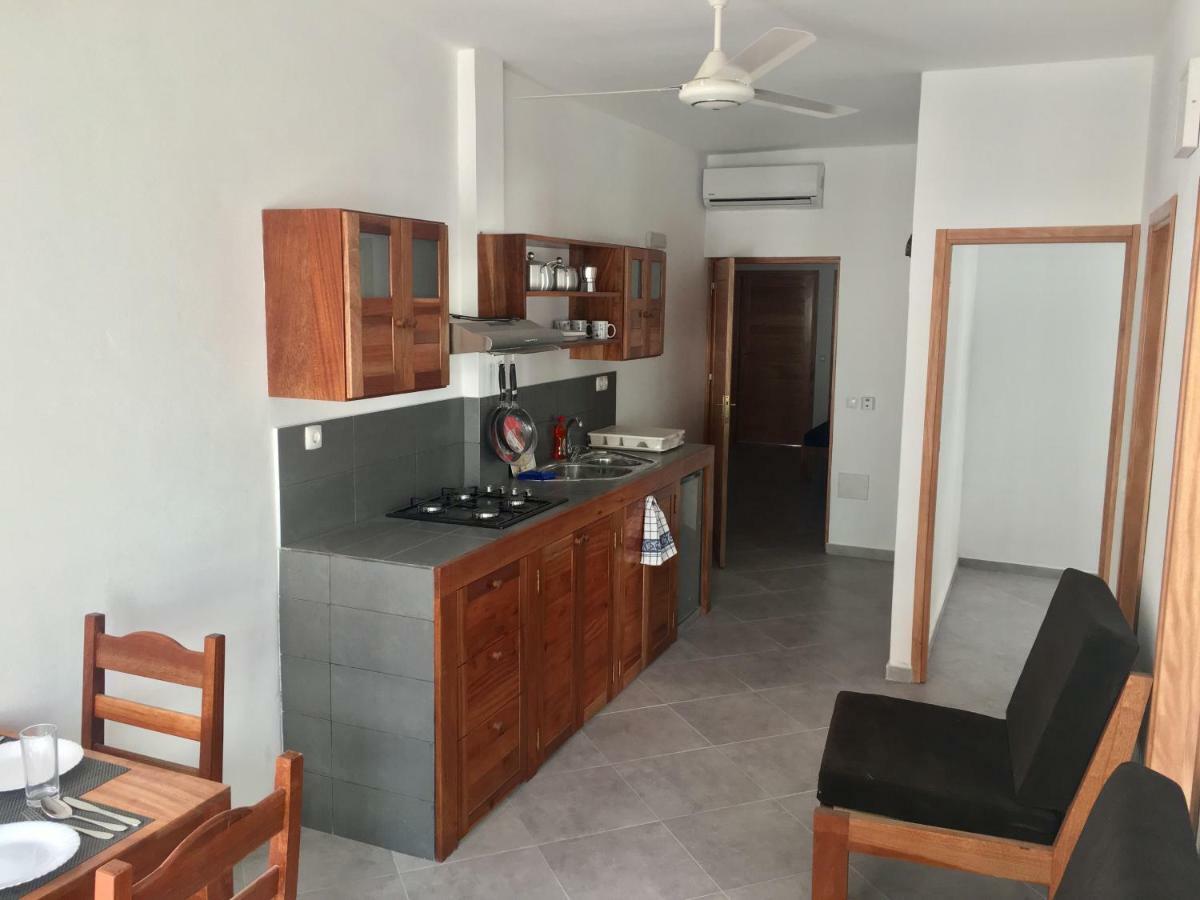 Surfzone Beachside Apartments Santa Maria Bagian luar foto